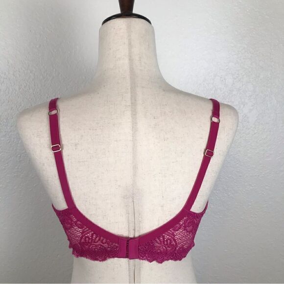 Victoria’s Secret Very Sexy pink shimmer underwire bra 38C - Picture 3 of 6